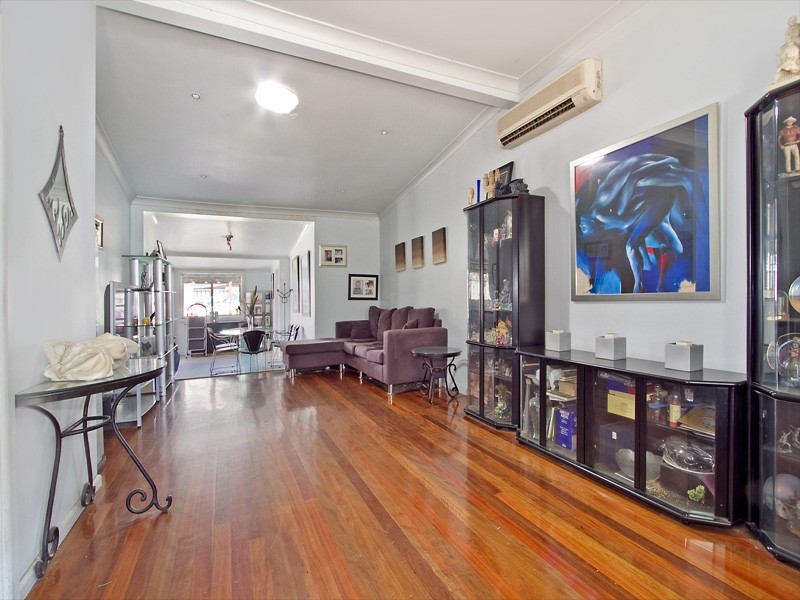 7 Edgehill Ave, Botany NSW 2019