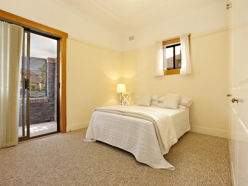 8 Lismore Street, Eastlakes NSW 2018