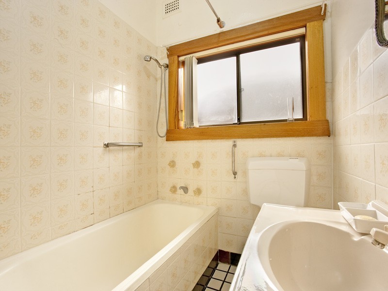 8 Lismore Street, Eastlakes NSW 2018