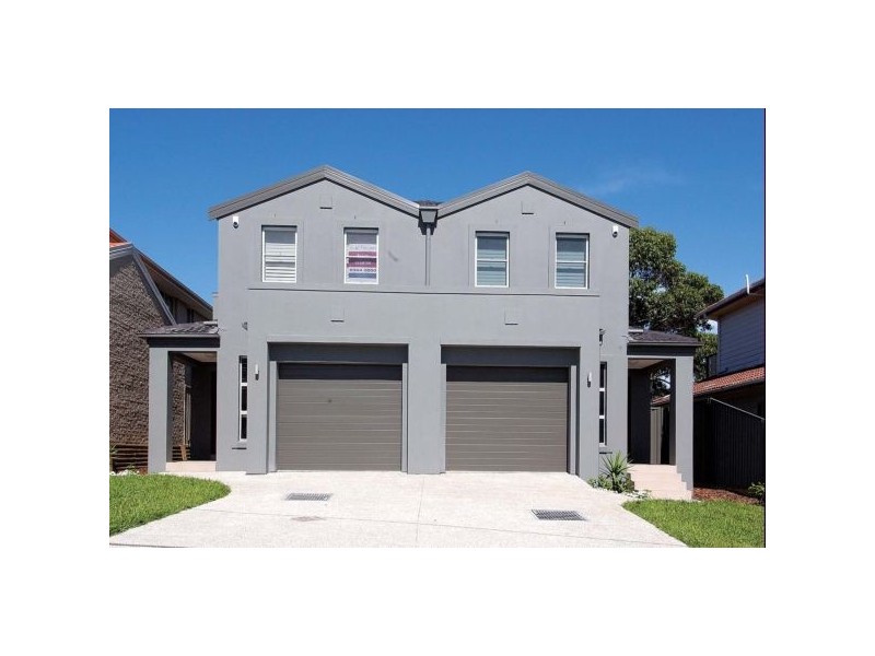 8 & 8 a Mitchell St, Chifley NSW 2036