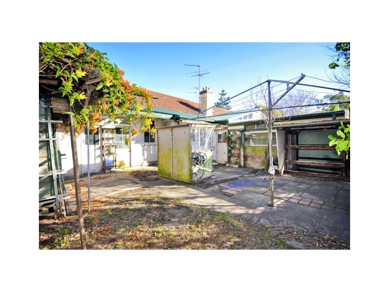 12 Endeavour Rd, Daceyville NSW 2032