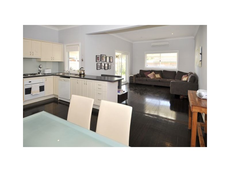 28  Albert St, Botany NSW 2019