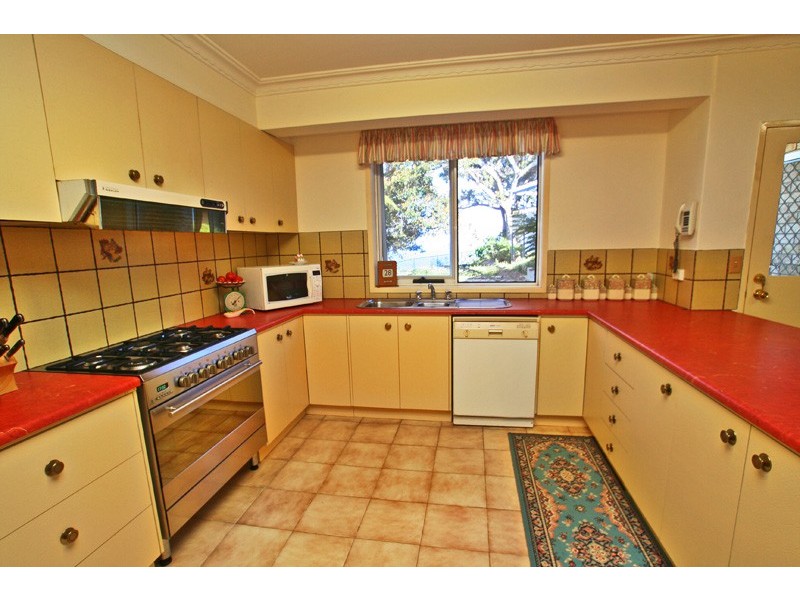 92 Barney Street, Kiama NSW 2533