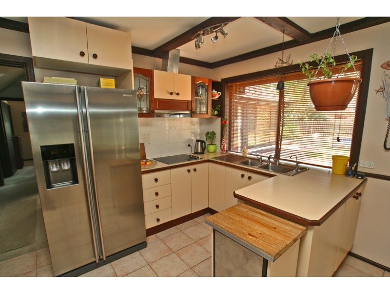 31 Leamington Road, Oak Flats NSW 2529