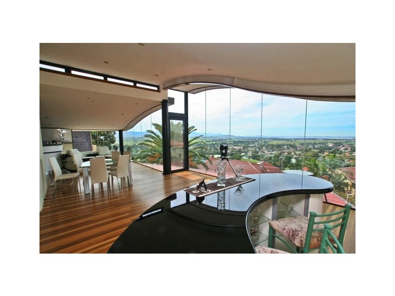 51 Scenic Crescent, Albion Park NSW 2527