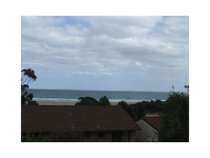 2/1 Bland Place, Gerroa NSW 2534