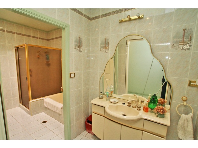 69 Meehan Drive, Kiama Downs NSW 2533