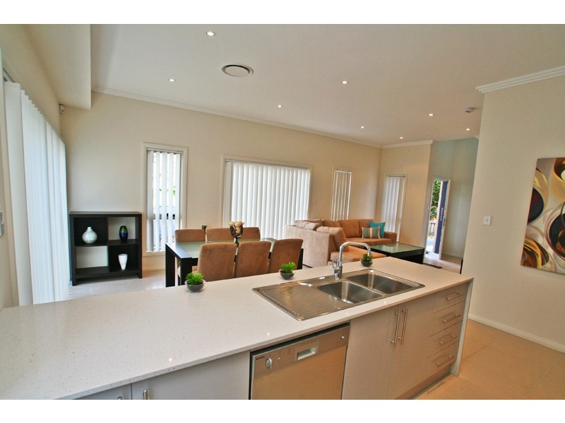 2/113 Manning Street, Kiama NSW 2533