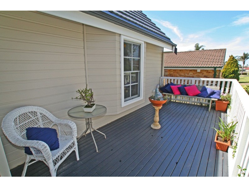 81 Barton Drive, Kiama Downs NSW 2533