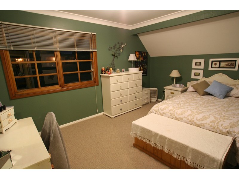 81 Barton Drive, Kiama Downs NSW 2533