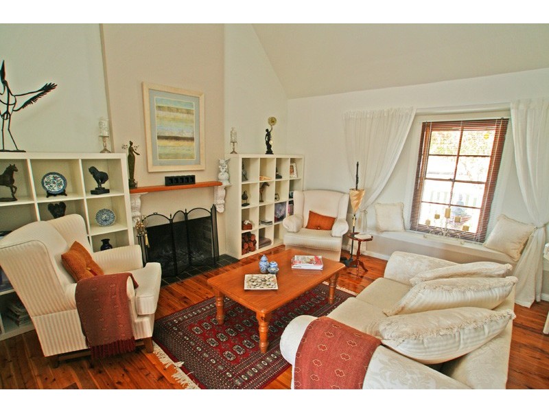 81 Barton Drive, Kiama Downs NSW 2533