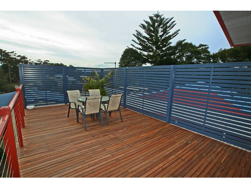 63 River Road, Shoalhaven Heads NSW 2535
