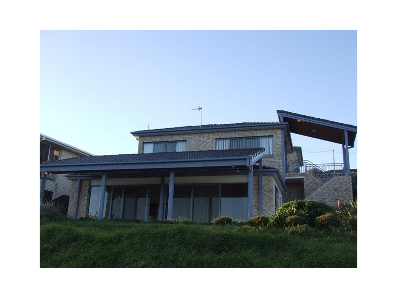 2/93 Tingira Crescent, Kiama NSW 2533