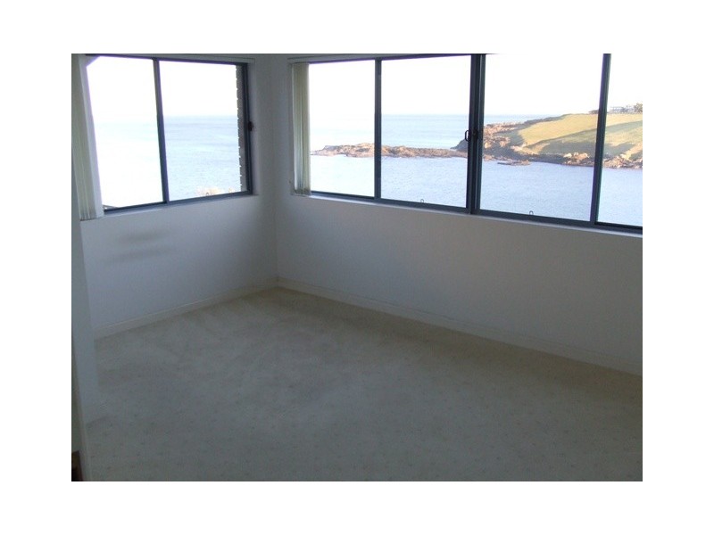 2/93 Tingira Crescent, Kiama NSW 2533