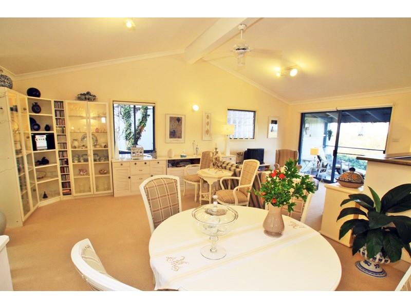 1 / 50  Cathedral Rocks Avenue, Kiama Downs NSW 2533