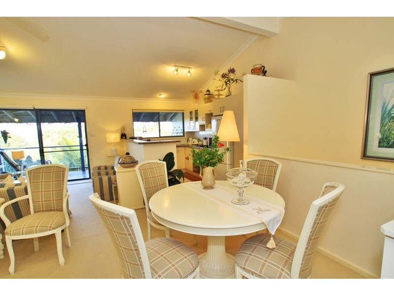 1 / 50  Cathedral Rocks Avenue, Kiama Downs NSW 2533