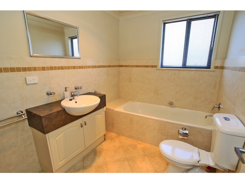 4 / 31 South Kiama Drive, Kiama Heights NSW 2533