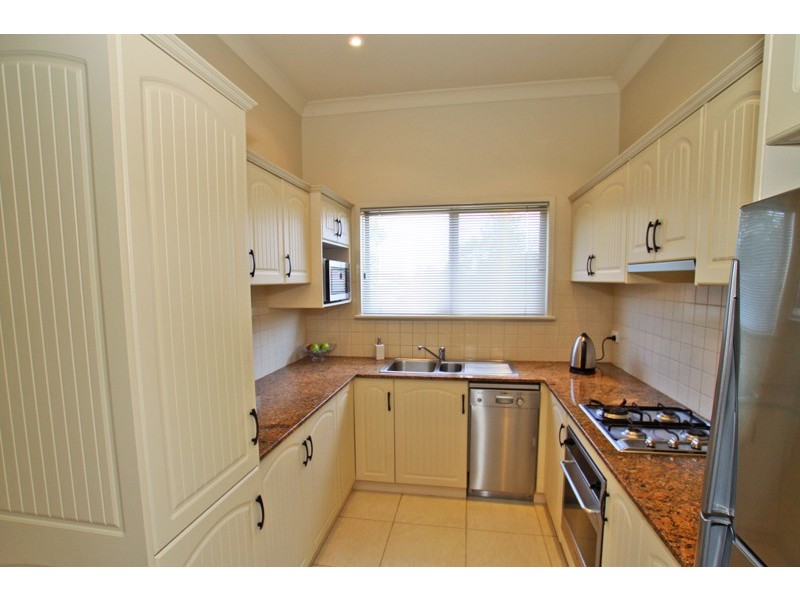 4 / 31 South Kiama Drive, Kiama Heights NSW 2533