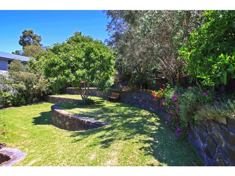 15 Belvedere Street, Kiama NSW 2533