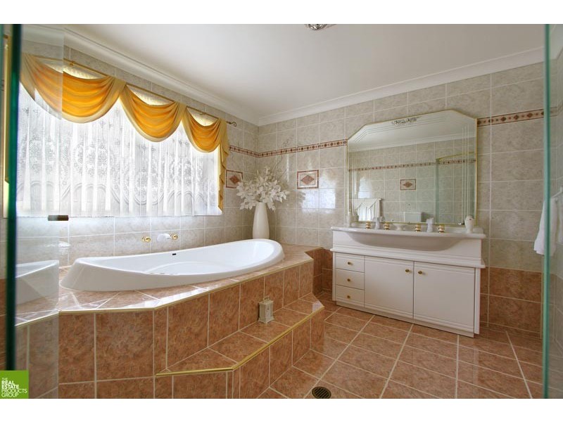 29 Newing Cir, Kiama Downs NSW 2533