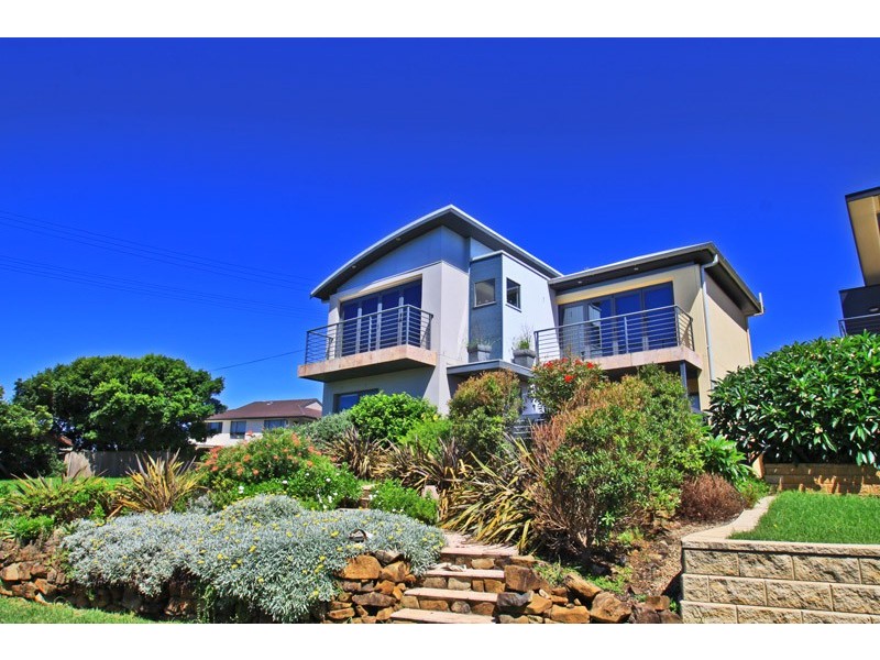 20 Gwinganna Avenue, Kiama NSW 2533