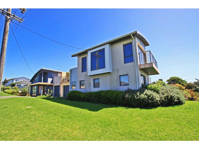 20 Gwinganna Avenue, Kiama NSW 2533