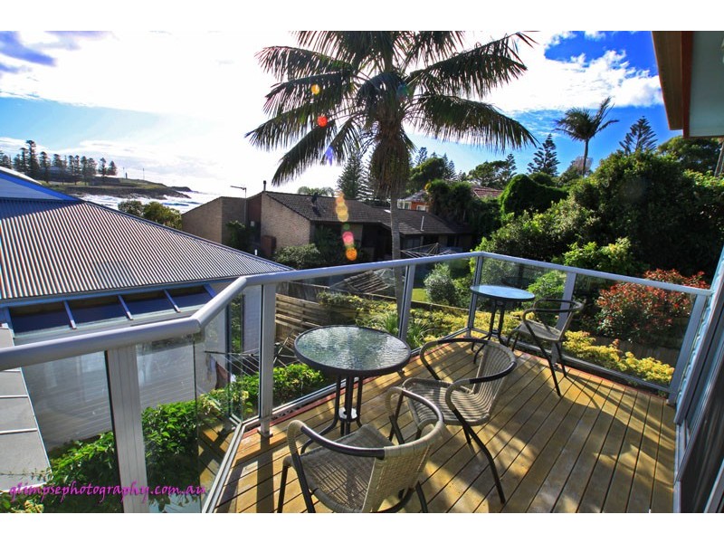 2 / 18 Bourrool Lane, Kiama NSW 2533