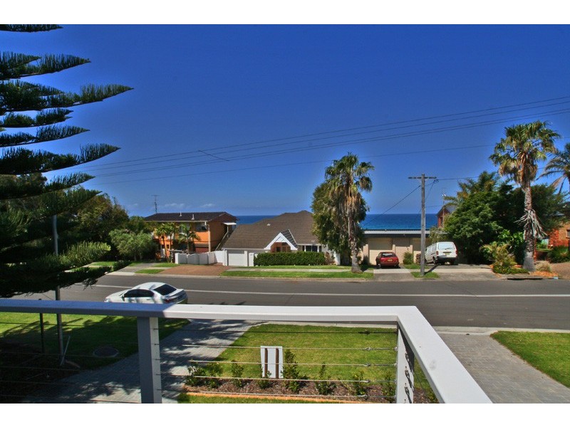 2 Kiarama Avenue, Kiama Downs NSW 2533