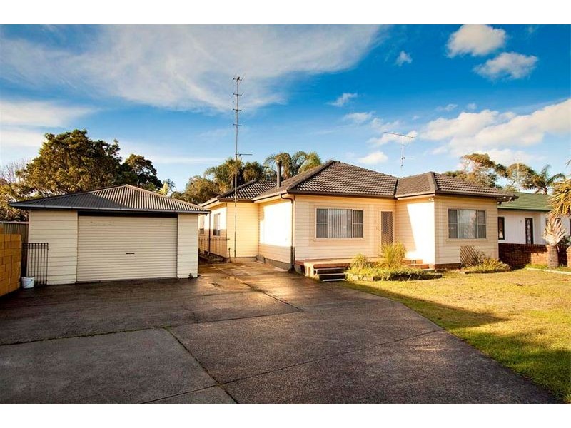 19 Shellharbour Road, Warilla NSW 2528