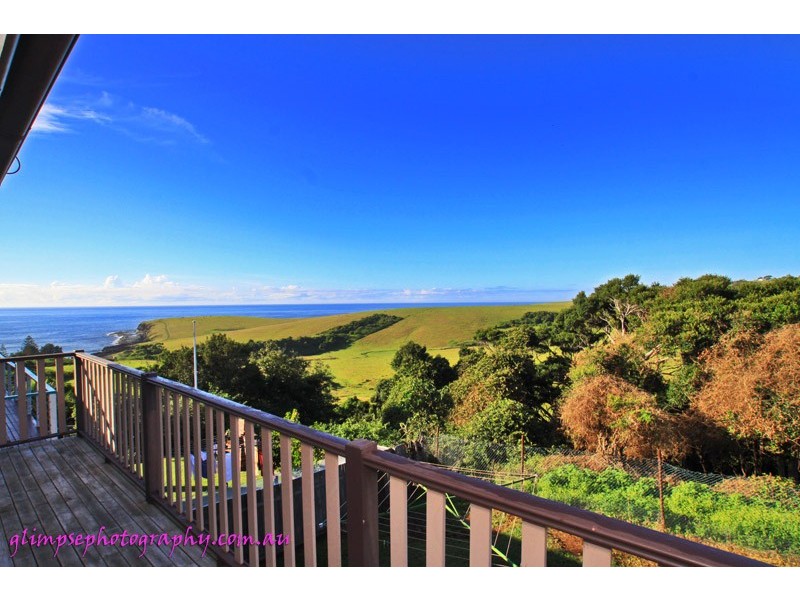 18 Anembo Ave, Kiama Heights NSW 2533