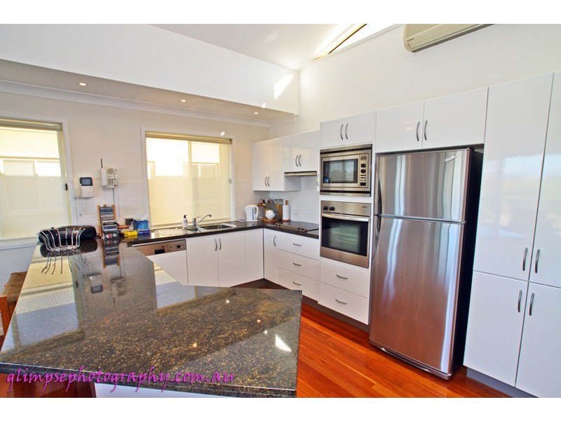 2 / 28 Kaleula Crescent, Kiama NSW 2533