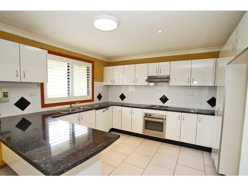 30 Noorinan Street, Kiama NSW 2533