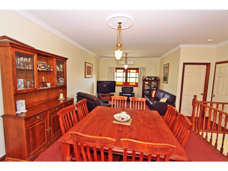 18 Ironbark Crescent, Kiama Downs NSW 2533