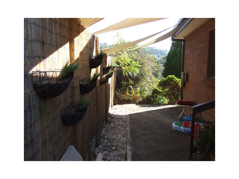 1/2 Tharkinna Avenue, Kiama NSW 2533