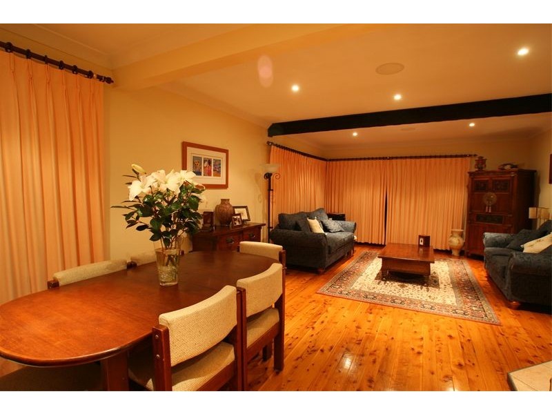 14  South Kiama Drive, Kiama Heights NSW 2533