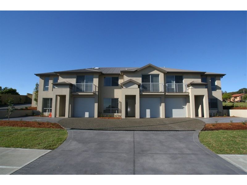 78 – 80  South Kiama Drive, Kiama NSW 2533