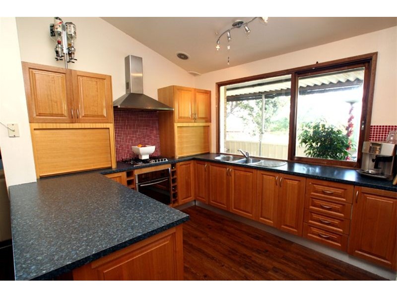 11  Hoolong Ave, Kiama Downs NSW 2533