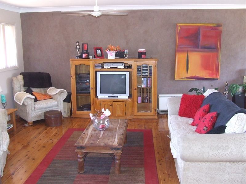 96  Riverside Drive, Kiama Downs NSW 2533