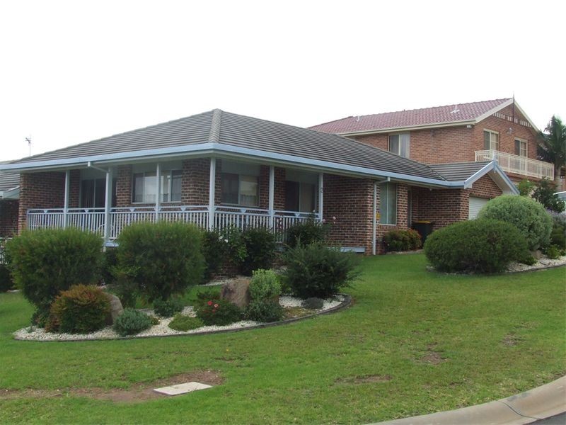 1/2  Havelock Place, Kiama Downs NSW 2533