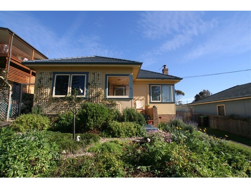 6  Hutchinson Street, Bombo NSW 2533