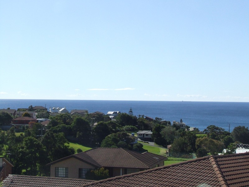 81 Barton Drive, Kiama Downs NSW 2533