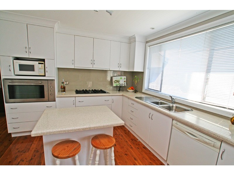 81 Barton Drive, Kiama Downs NSW 2533