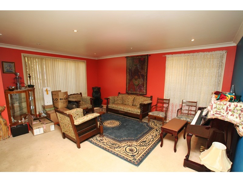 16  Wallis Close, Flinders NSW 2529