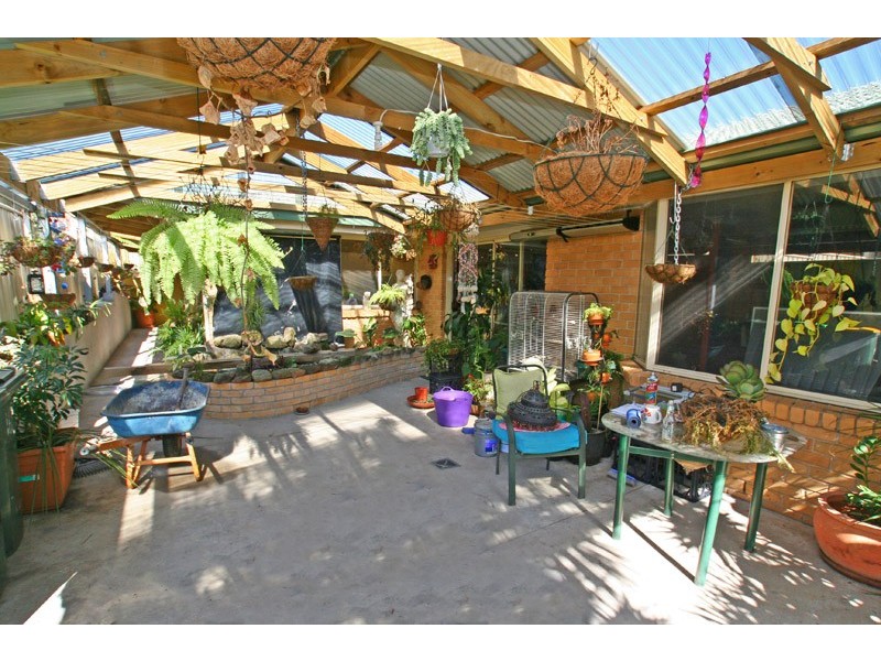16  Wallis Close, Flinders NSW 2529