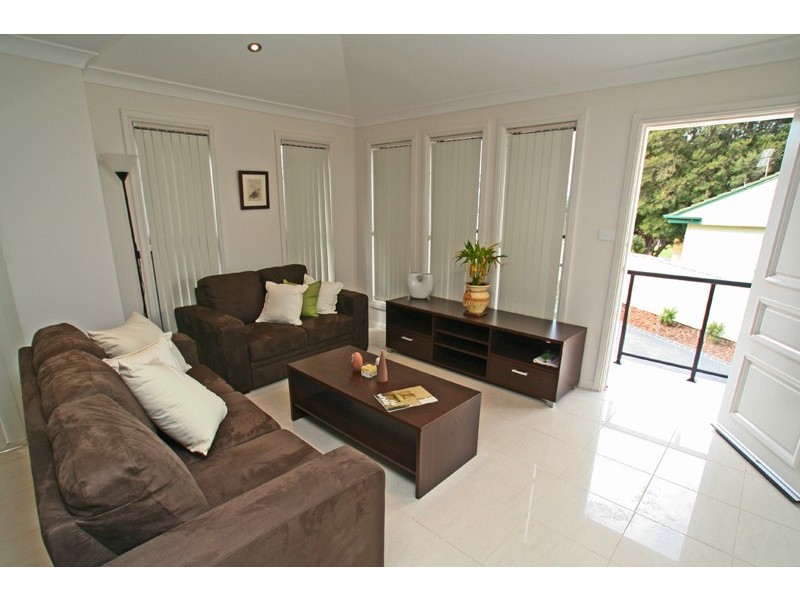 Villa 1 / 34  Farmer Street, Kiama NSW 2533