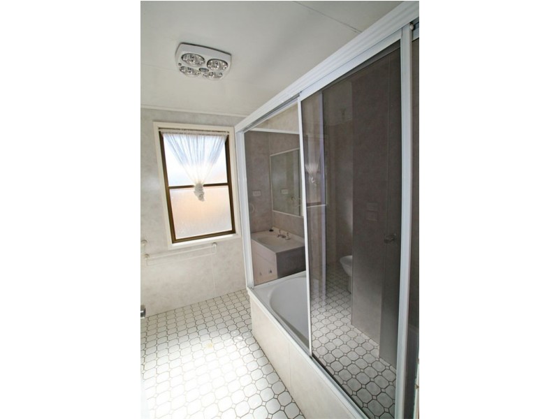 147  Riverside Drive, Kiama Downs NSW 2533