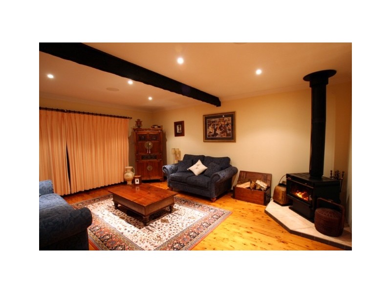 14  South Kiama Drive, Kiama Heights NSW 2533