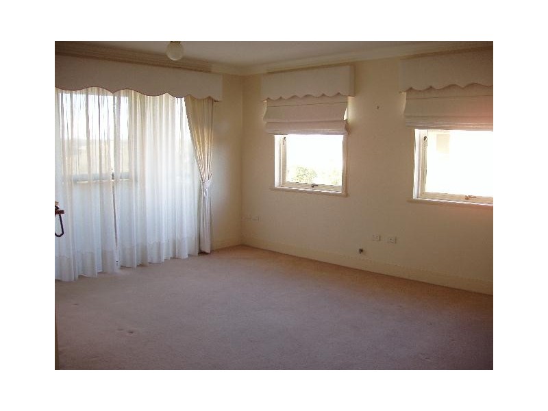 201/4 Karrabee Ave, Hunters Hill NSW 2110