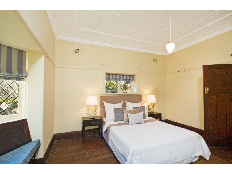 20 Woolwich Road, Hunters Hill NSW 2110