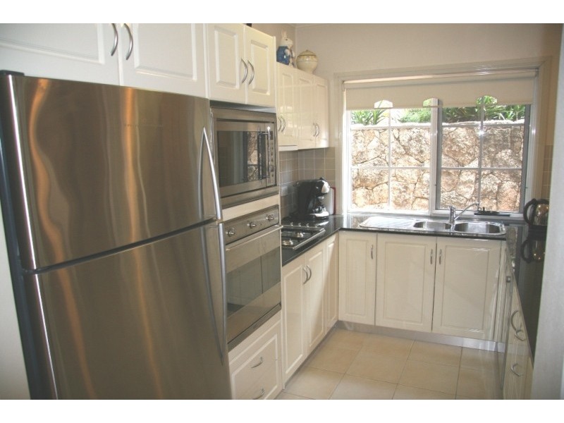 3/6 Mortimer Lewis Drive, Huntleys Cove NSW 2111